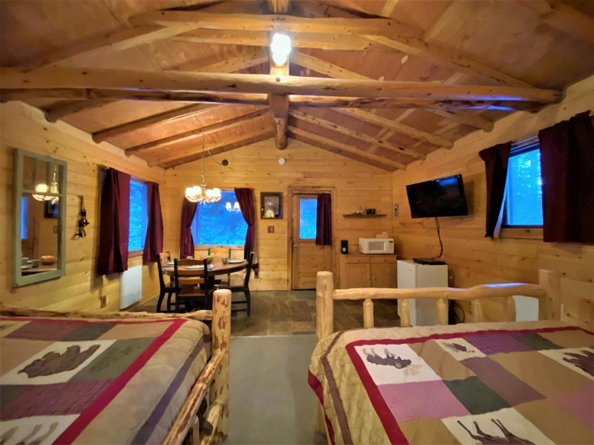 Alaska Creekside Cabins In Сьюард Екстер'єр фото