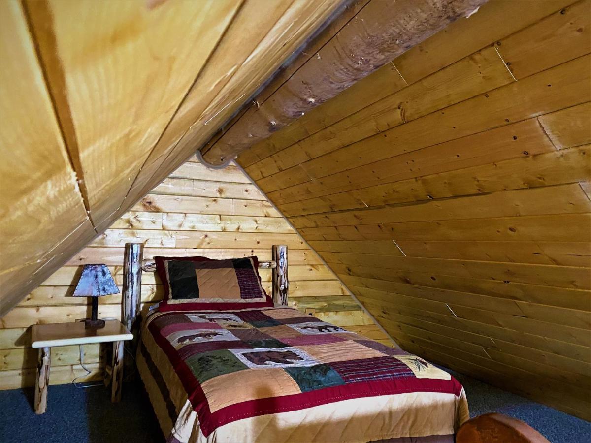 Alaska Creekside Cabins In Сьюард Екстер'єр фото