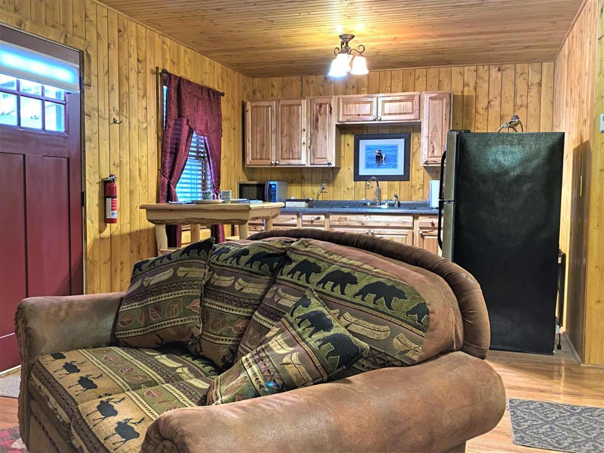 Alaska Creekside Cabins In Сьюард Екстер'єр фото