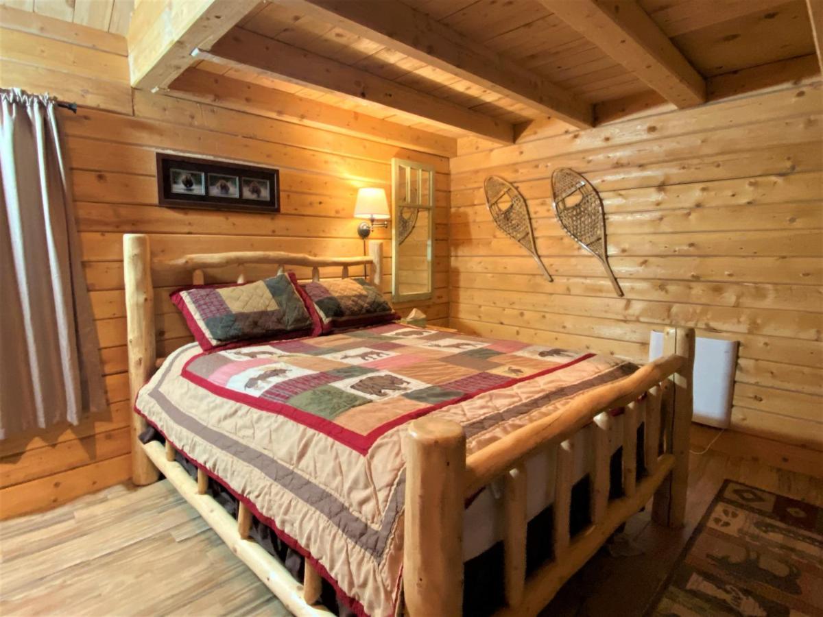 Alaska Creekside Cabins In Сьюард Екстер'єр фото