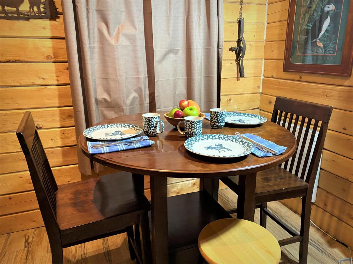 Alaska Creekside Cabins In Сьюард Екстер'єр фото